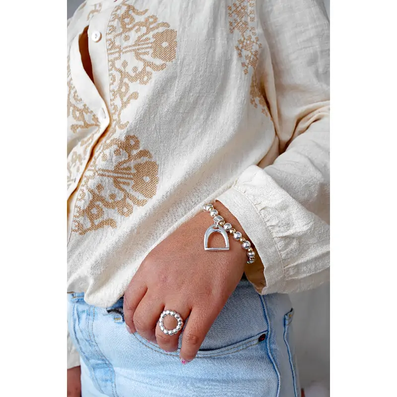 Secret de cuir – Bijoux en cuir et plaqué argent – France