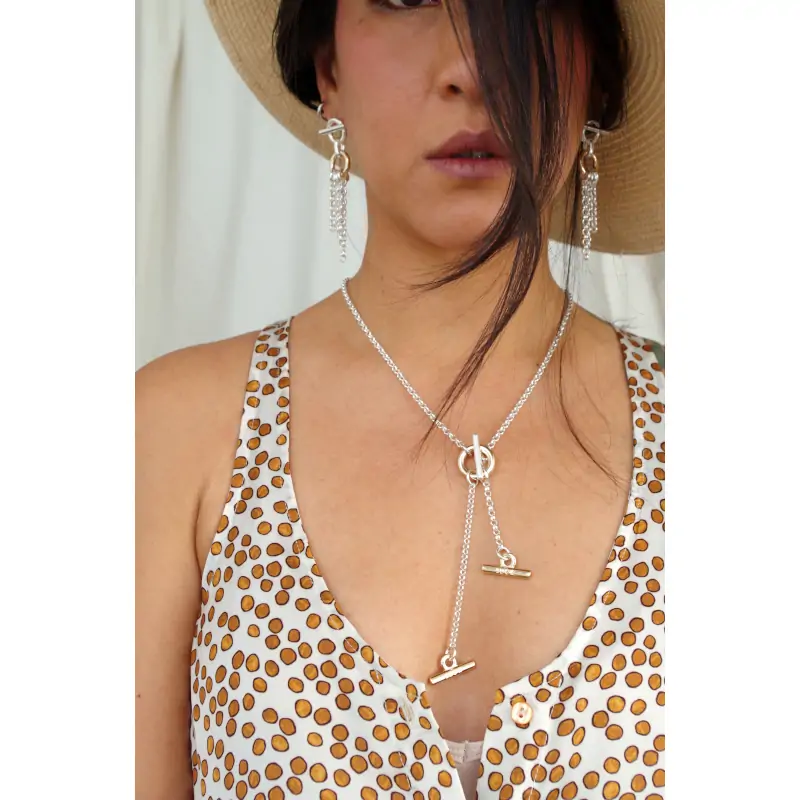 Secret de cuir – Bijoux en cuir et plaqué argent – France